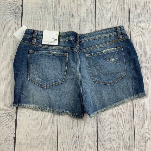 KanCan Jean Shorts sz 13 / 30 Inseam 3.5" Stretch Mid Rise Distressed New NWT - Picture 7 of 11